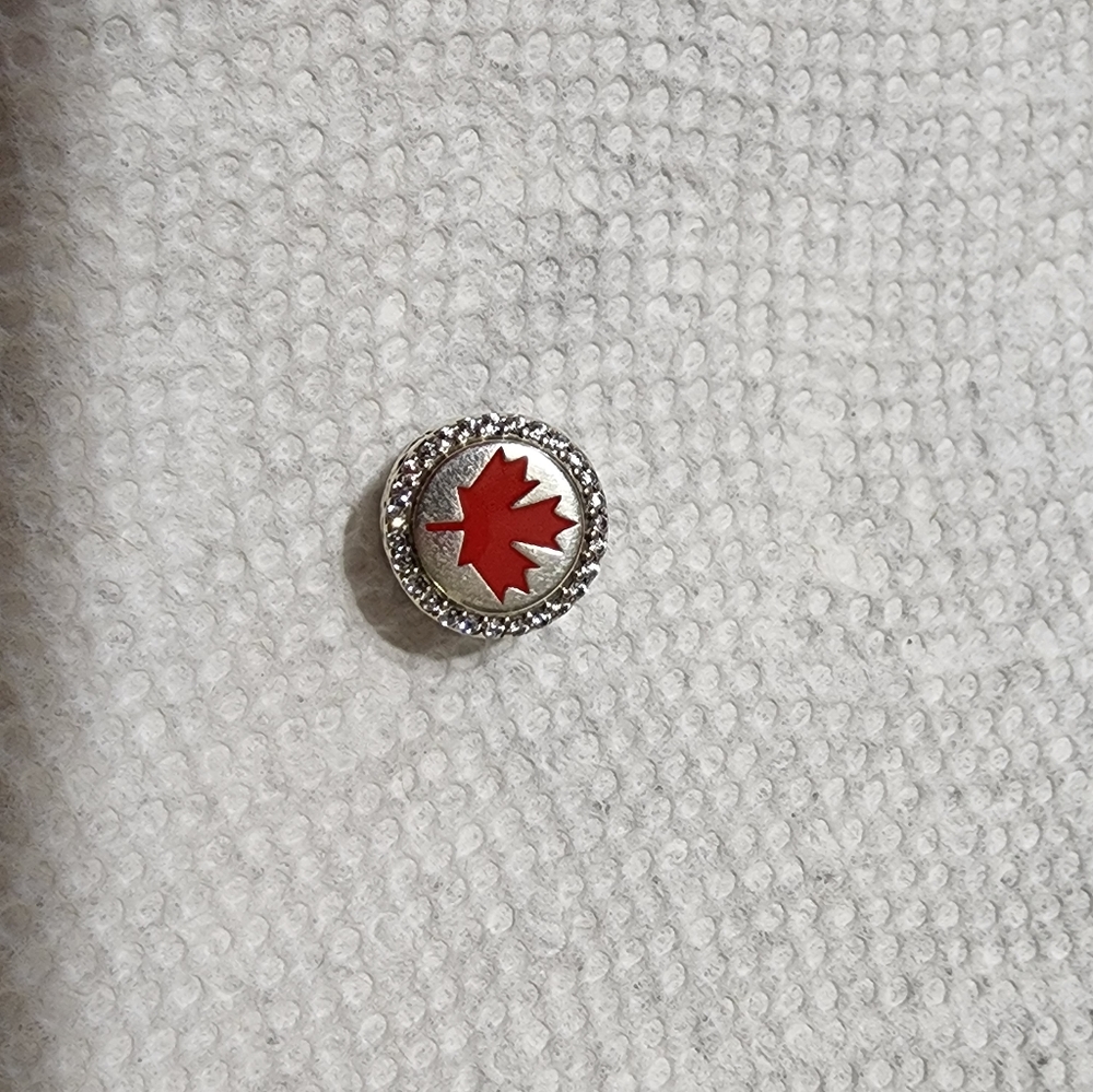 Canada charm